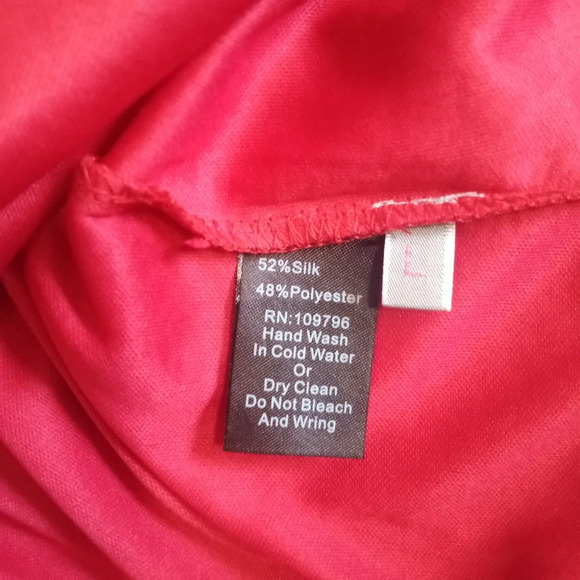 Pretty Angel Haut en soie mélangée à dentelle florale- bordeaux Taille L - Picture 8 of 11